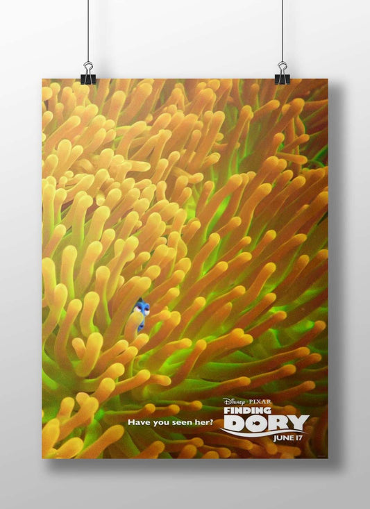 Dory (blue tang fish from Disney·Pixar's "Finding Dory") Main Subject: Dory (blue tang fish from Disney·Pixar's "Finding