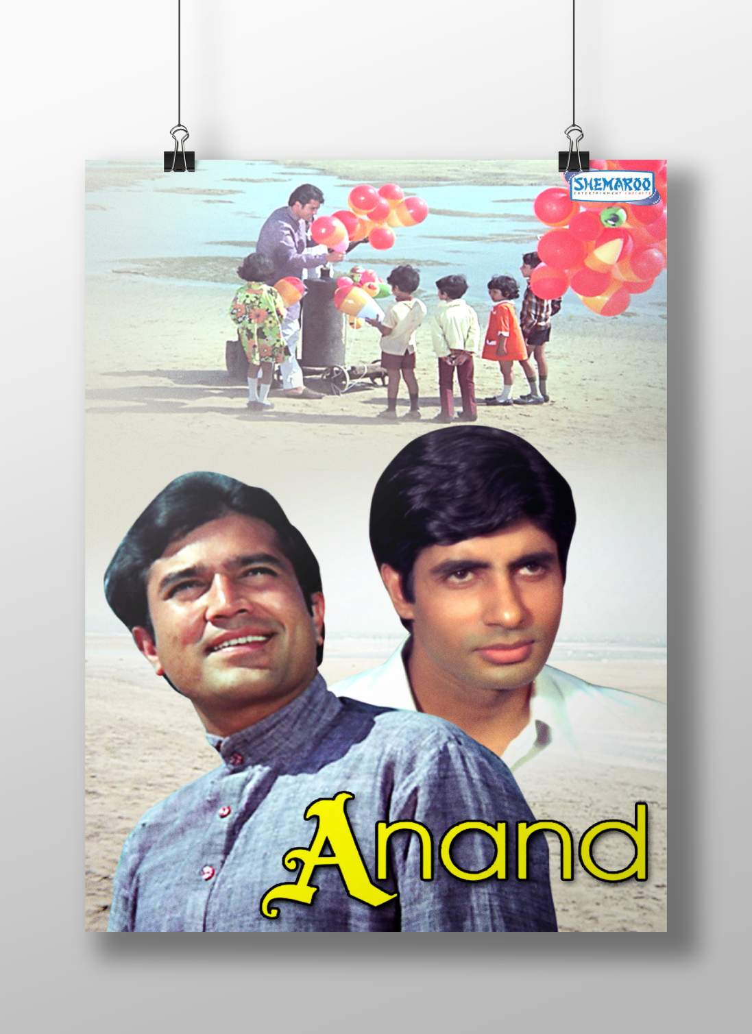 Dharmendra, Rajesh Khanna, children, vendor Bollywood film poster for "Anand" Bollywood Anand Film Poster