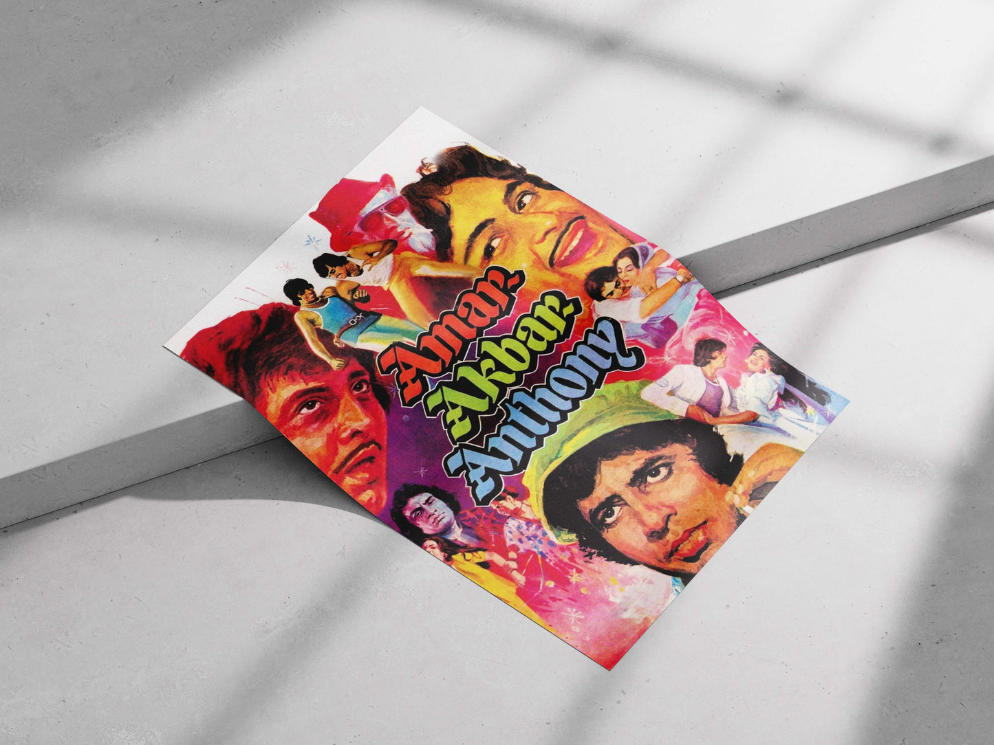 Amar (Rishi Kapoor), Akbar (Amitabh Bachchan), Anthony (Amitabh Bachchan), Rishi Kapoor, Amitabh Bachchan Amar Akbar