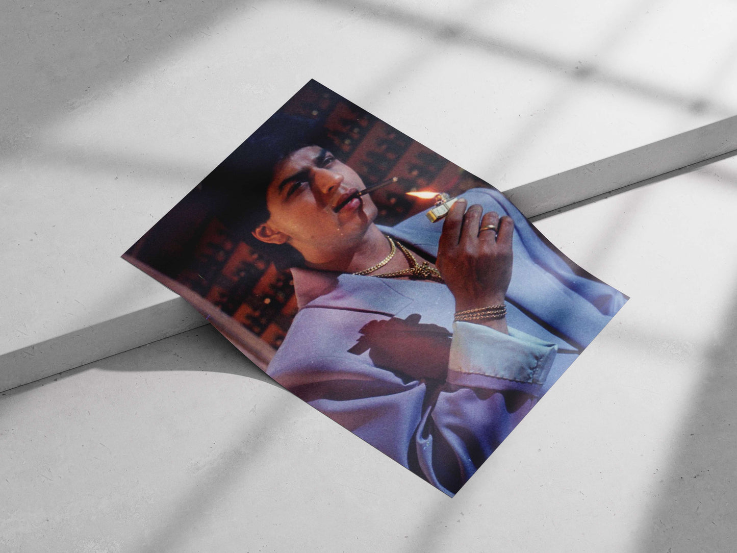 Shah Rukh Khan Dtph Confidence Vintage Film Still Poster – Bollywood Iconic Wall Art