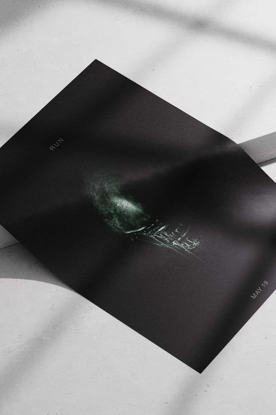 Xenomorph (Alien franchise) Alien Xenomorph - Noir Poster