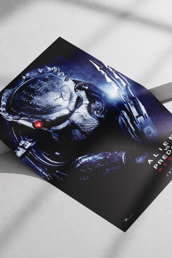 Predator from the Aliens vs. Predator franchise Pred-85 - Iconic Predator Poster