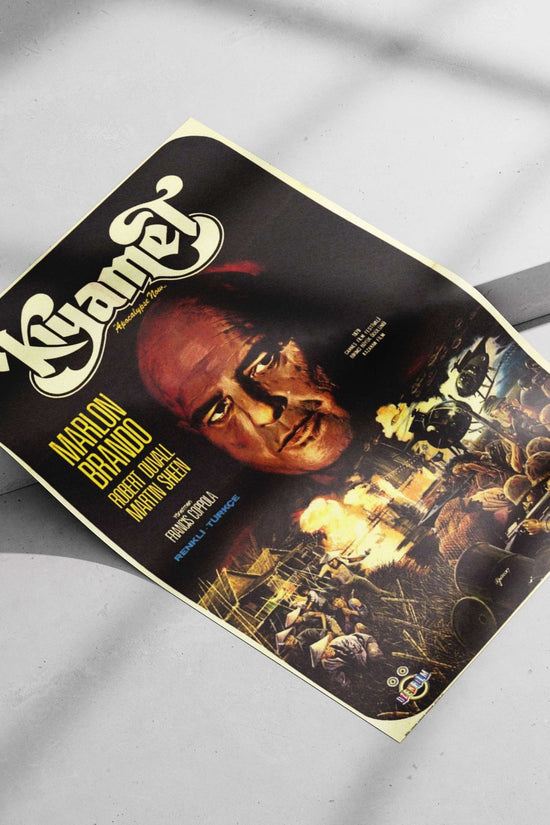 Apocalypse Now (film starring Marlon Brando, Robert Duvall, Martin Sheen) Major Tom - Iconic Space