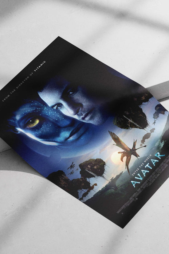 Avatar (2009 film directed by James Cameron, confirmed by "FROM THE DIRECTOR OF TITANIC" and