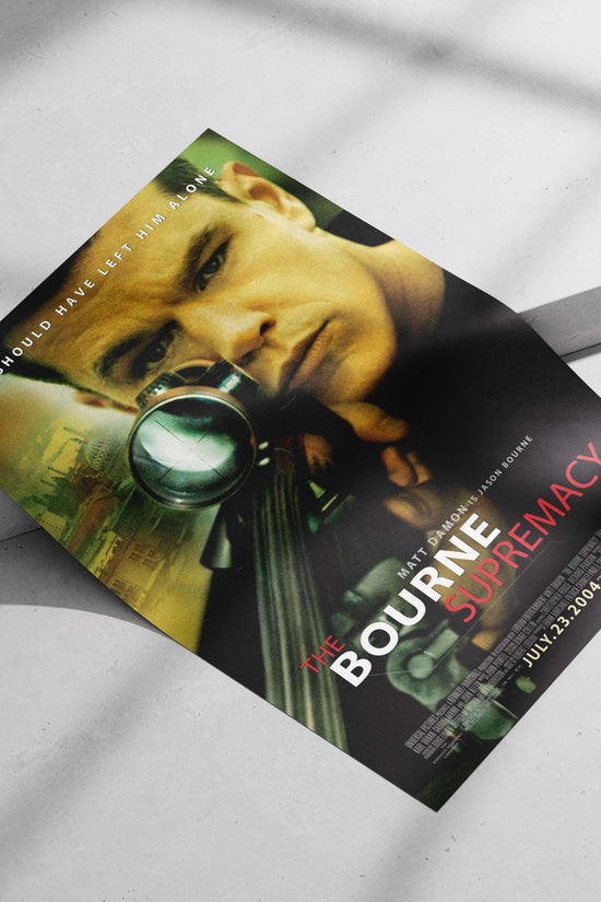 The Bourne Supremacy (Bourne franchise, Jason Bourne) Jason Bourne - Vigilant Hero Poster