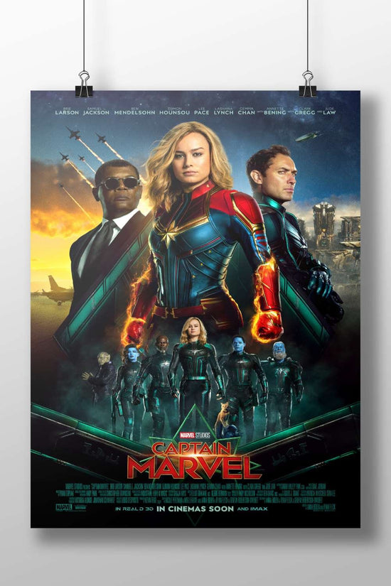 Captain Marvel (the 2019 Marvel Cinematic Universe film) Captain Marvel - Majestic Heroine Poster