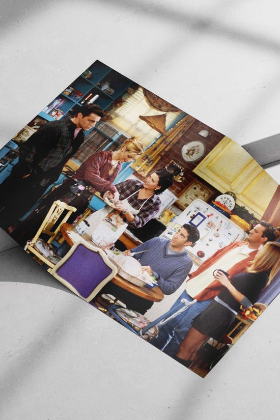 The ensemble cast of the sitcom "Friends" (Ross, Rachel, Monica, Chandler, Joey, Phoebe) Main Subject: The ensemble cast of