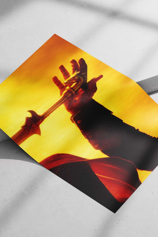 The hand holding the dragon-headed sword from Dragon Age Main Subject: The hand holding the dragon-headed sword from Dragon