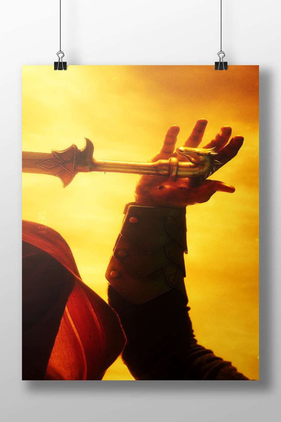 The hand holding the dragon-headed sword from Dragon Age Main Subject: The hand holding the dragon-headed sword from Dragon