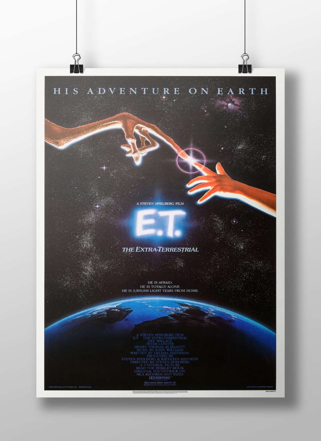 E.T. (the Extra-Terrestrial alien character from the 1982 film) E.T. - Alien Friendship Poster
