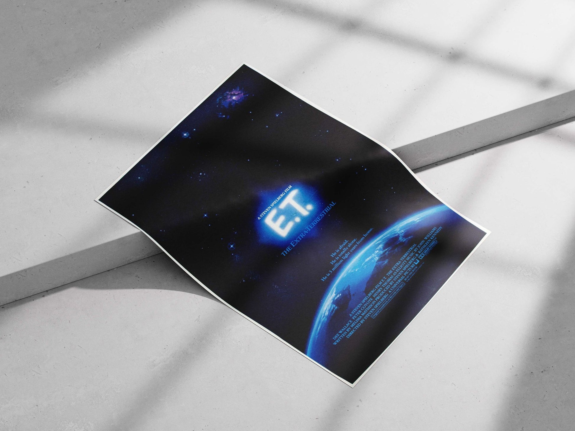 E.T. the Extra-Terrestrial (the 1982 film franchise) E.T. - Iconic Departure Poster