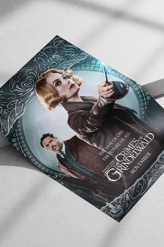 Fantastic Beasts: The Crimes of Grindelwald Newt Scamander - Enchanted Bestiary Poster