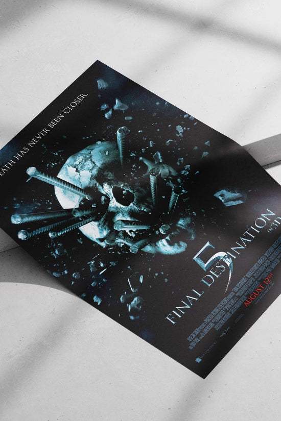 Final Destination 5 - Haunting Tragedy Poster