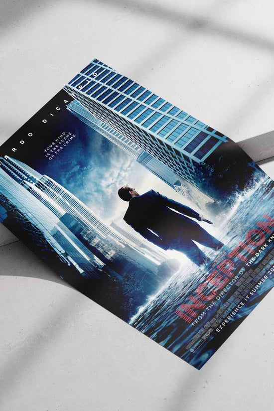 The movie "Inception" starring Leonardo DiCaprio. Main Subject: The movie "Inception" starring Leonardo DiCaprio. Matte
