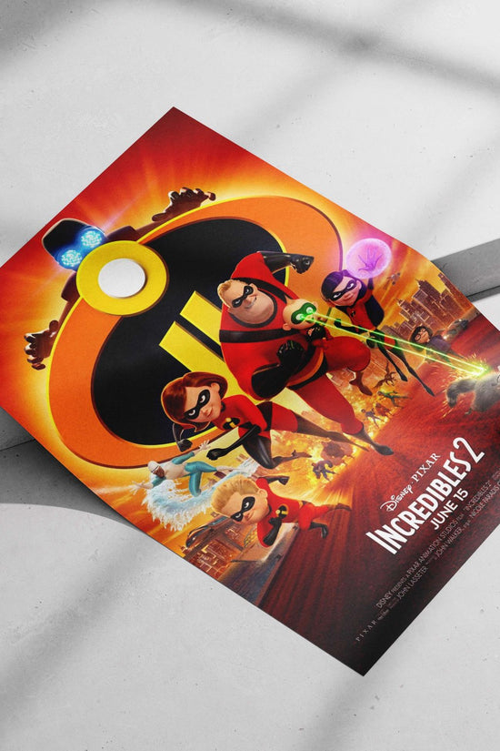 Mr. Incredible (Bob Parr), Elastigirl (Helen Parr), Jack-Jack, Frozone (Félix Leclerc), and Violet Parr from Disney-Pixar’s
