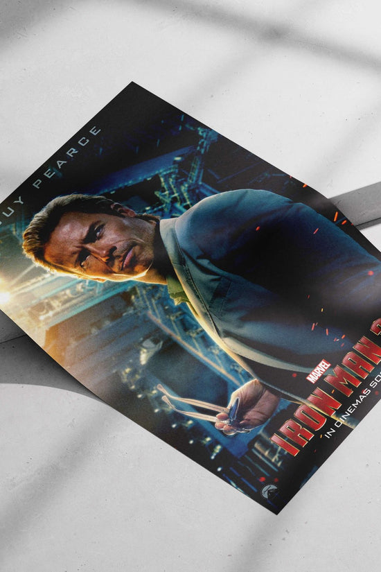 Guy Pearce as a character from Marvel's Iron Man 3 Main Subject: Guy Pearce as a character from Marvel's Iron Man 3 Matte