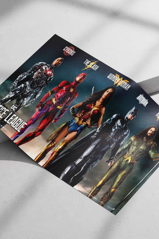 Cyborg, The Flash, Wonder Woman, Batman, and Aquaman (DC Justice League superheroes). Main Subject: Cyborg, The Flash,