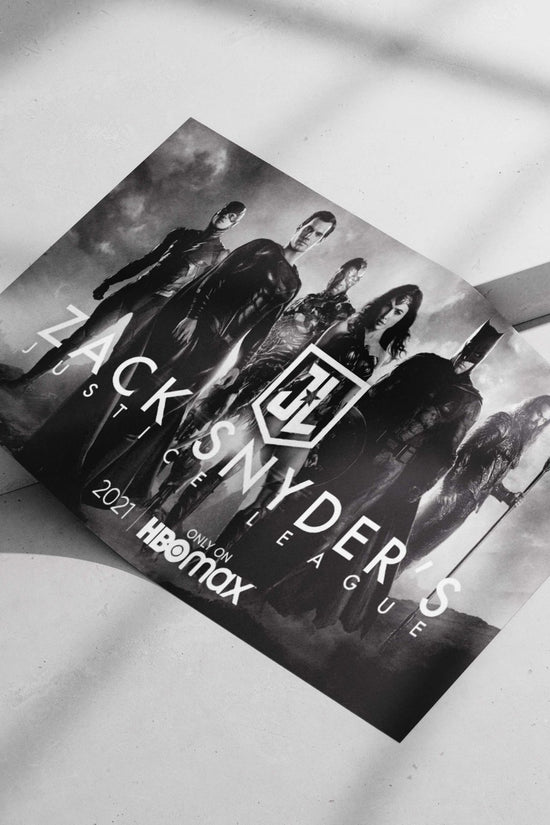 The image features real characters from DC Comics—Superman, Batman, Wonder Woman, Cyborg, and Aquaman—from Zack Snyder’s