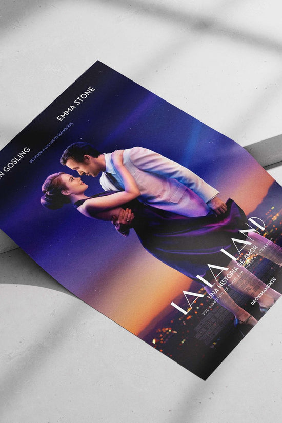 The movie poster for "La La Land" starring Ryan Gosling and Emma Stone. Main Subject: The movie poster for "La La Land"