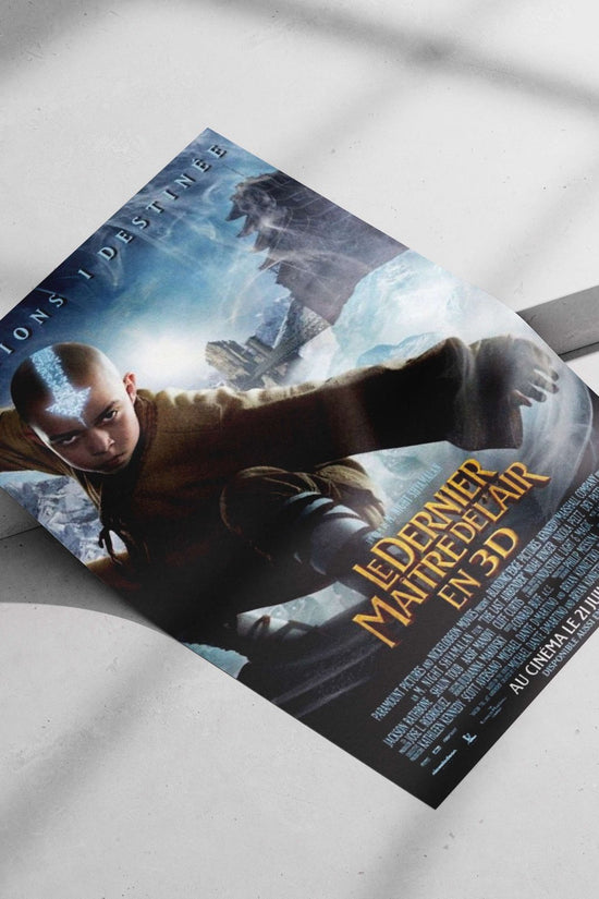 Aang (the main character) from the Avatar franchise, specifically "Le Dernier Maître de l'Air" (The Last Airbender) movie