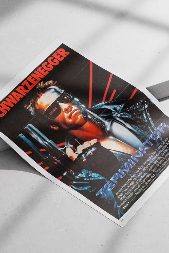 Arnold Schwarzenegger as the T-800 Terminator from the Terminator franchise Arnold Schwarzenegger T-800 - Cyberpunk