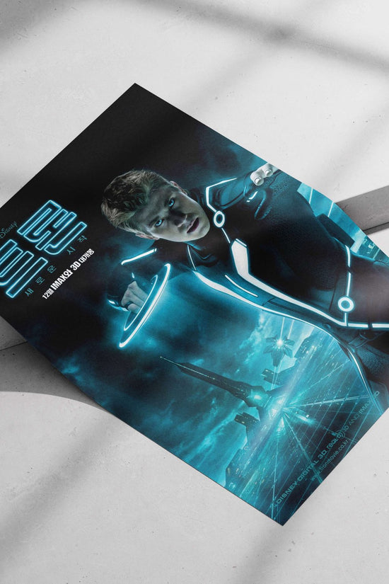 Tron: Legacy Kevin Flynn - Digital Legend Poster