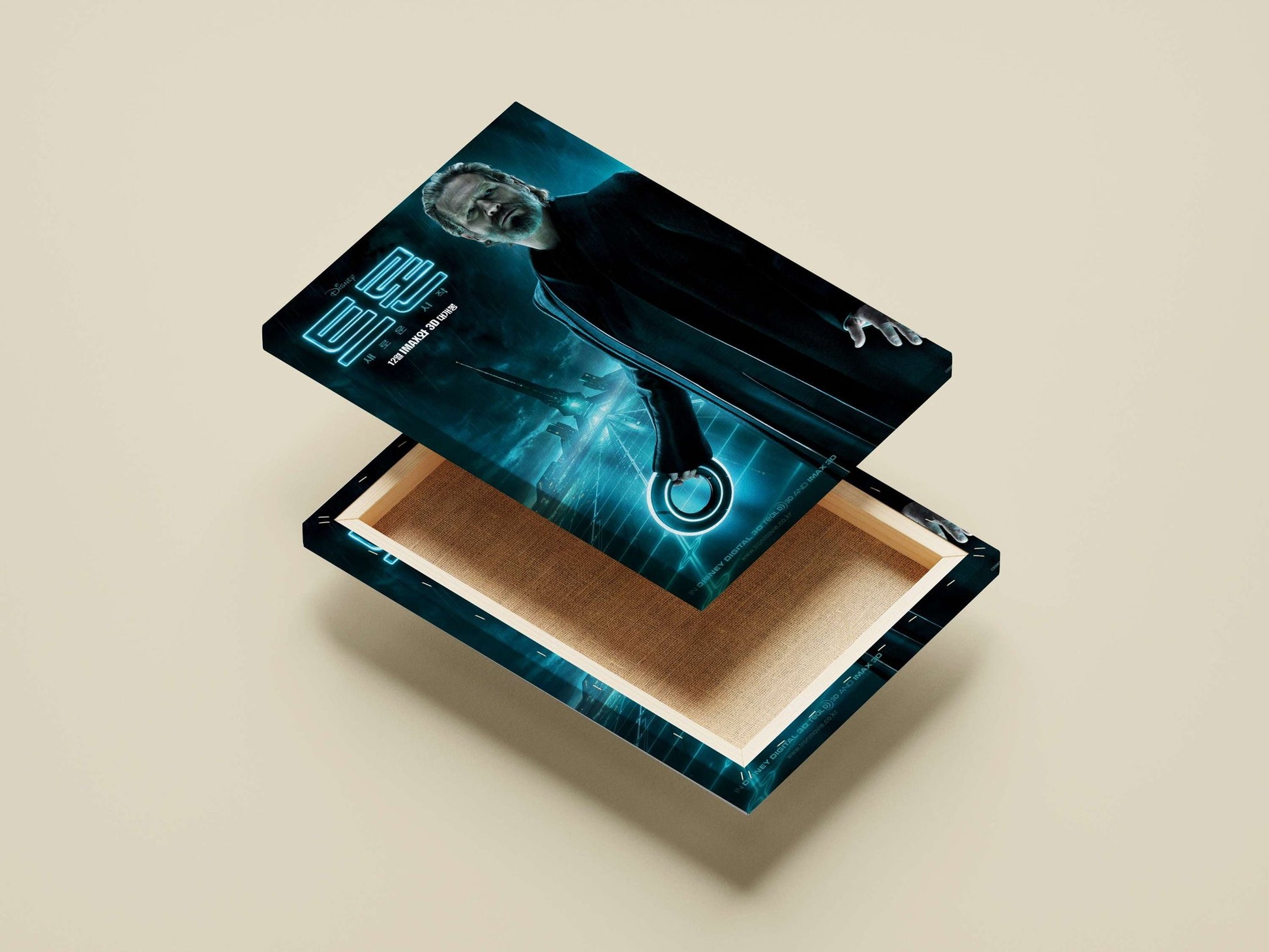 Tron (specifically Tron: Legacy, as evidenced by the Korean text "트론 새로운 시작" and the