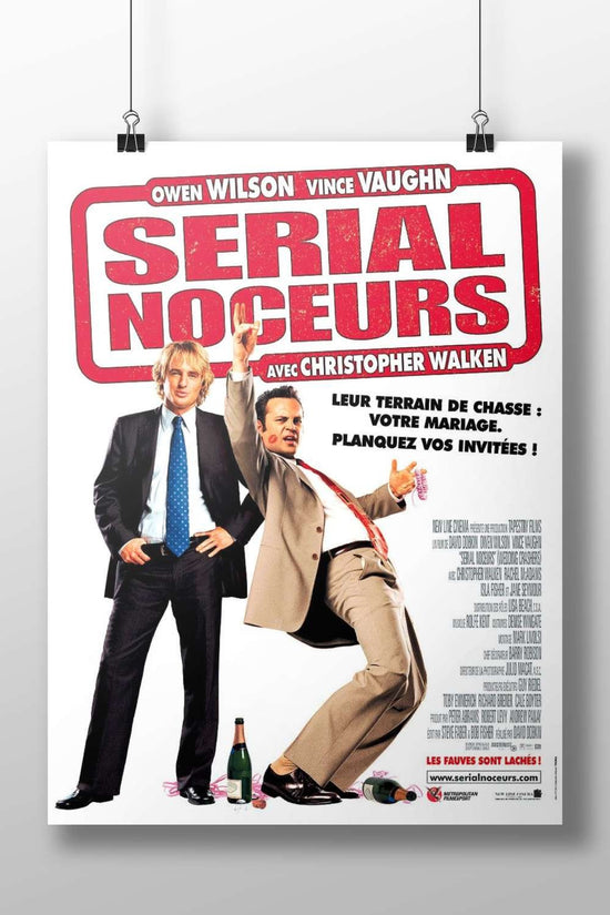 The French title "SERIAL NOCEURS" (known as "Wedding Crashers" in English) is the main subject,